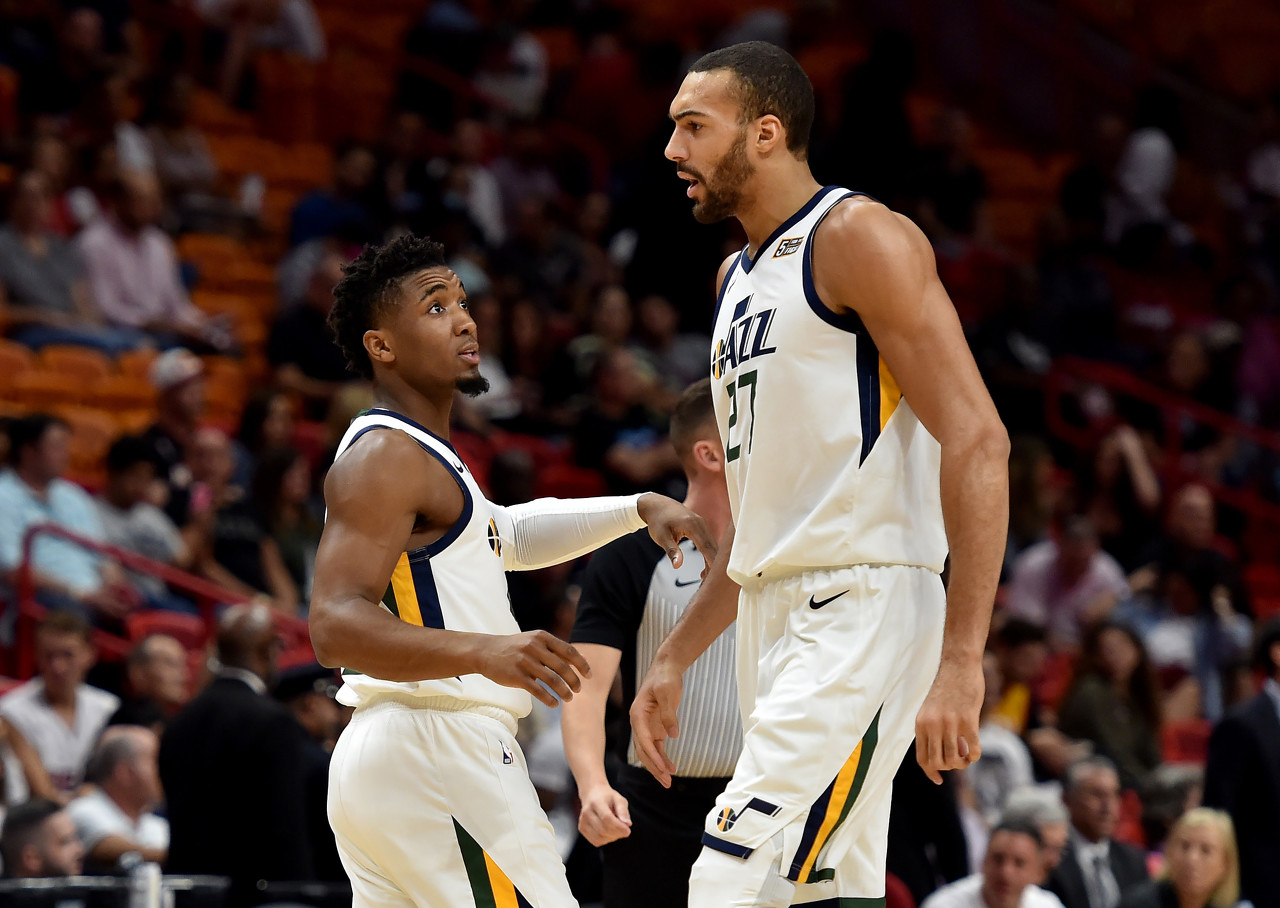 在压力下有 在压力下有